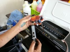 프린터잉크충전1