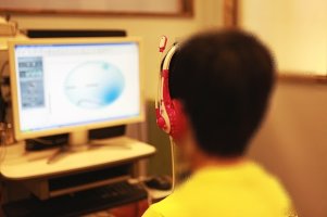 에이디에이치디2